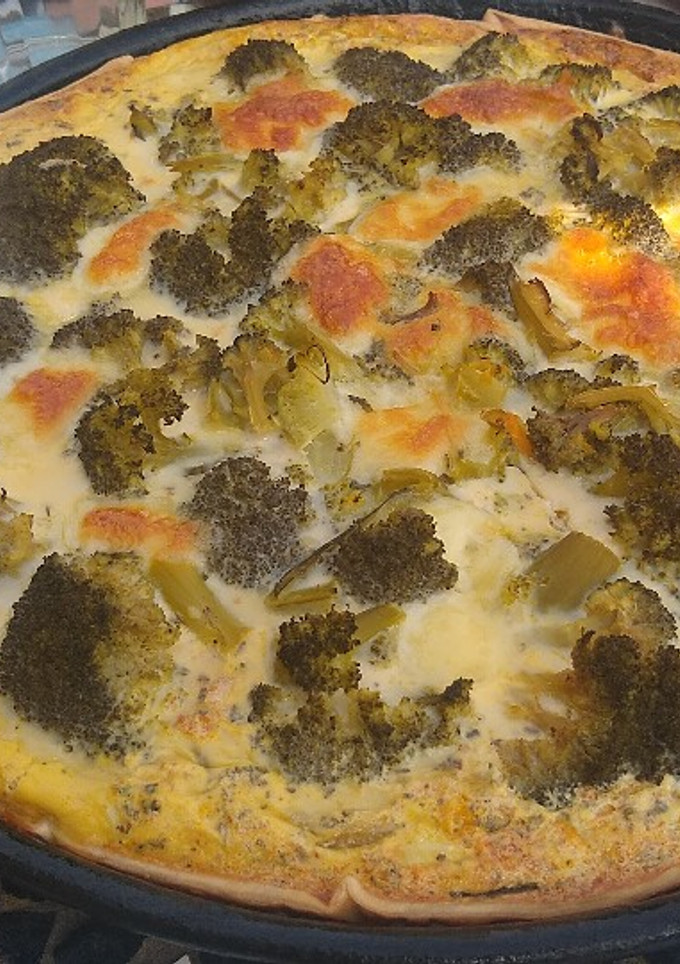 Una foto de Tarta de Brócoli! La mejor que vas hacer!