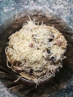 Szalonnás, gombás makaróni recept fotója