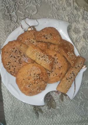 صورة لوصفة قرص بالعجوه والطعم حكايه 😋