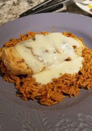 A picture of Mexi Queso Chicken & Rice.