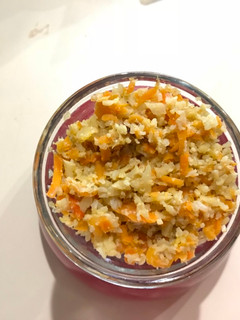 Una foto de Arroz de Coliflor y Zanahoria