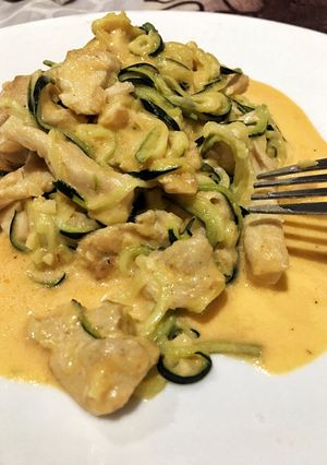 Foto resep Creamy zoodles with grilled chicken