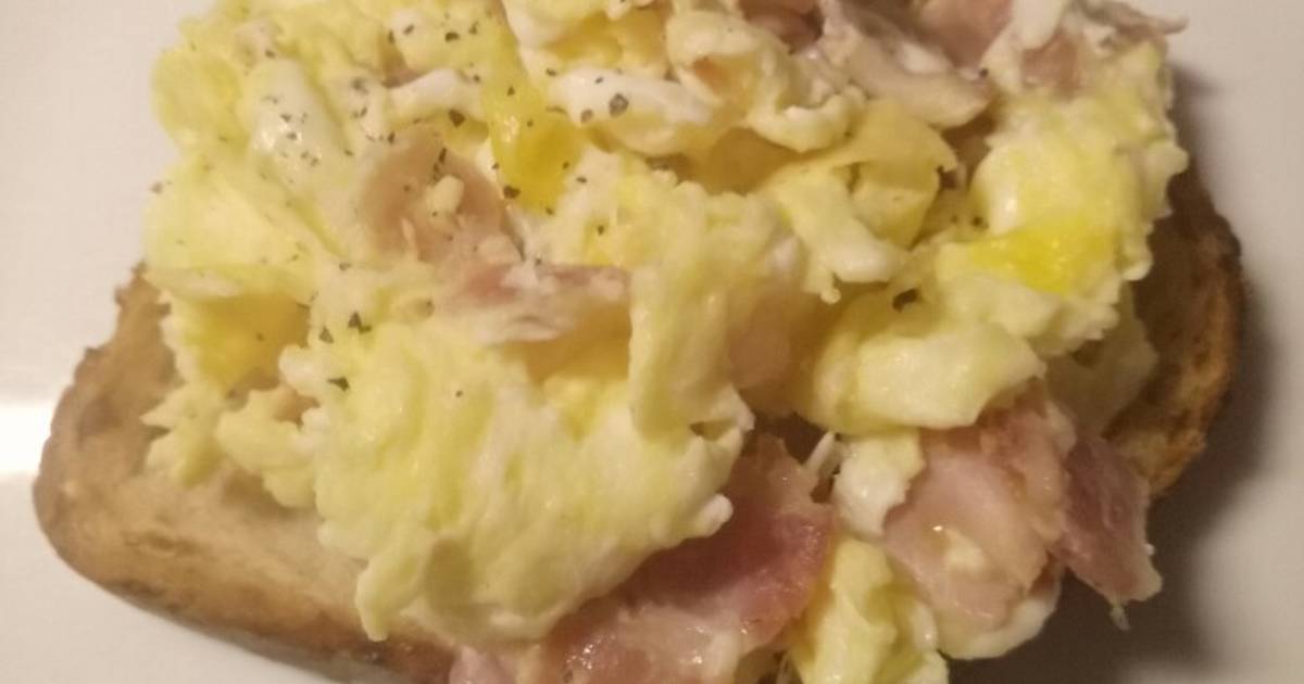 Pancetta and scrambled egg brunch Recipe by Miss Fluffy's Cooking