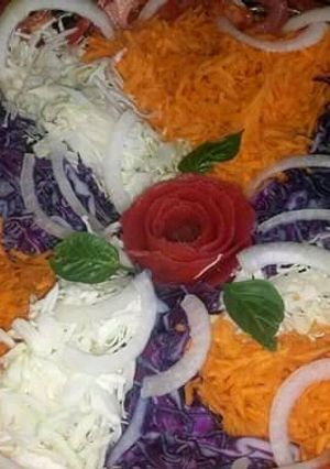 Una foto de Ensalada multicolor