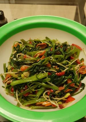 Foto resep Tumis kangkung kulit melinjo