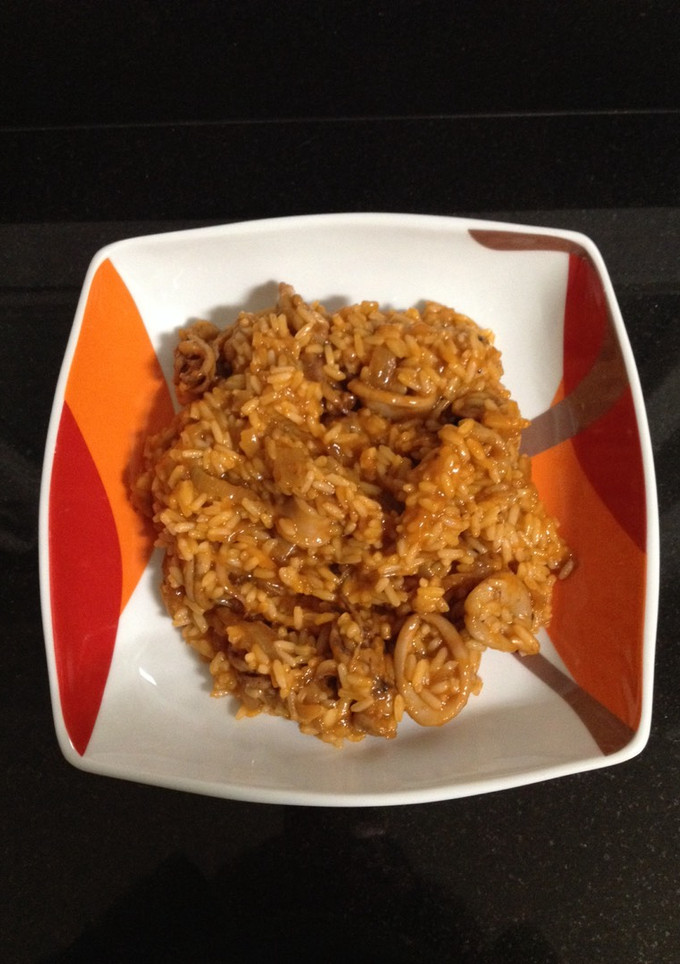 Una foto de Arroz con chipirones