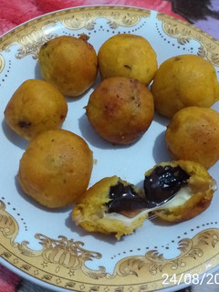 Foto resep Bola bola ubi jalar isi coklat keju chewy