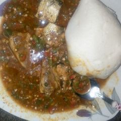 A picture of Miyar kubewa danya da kifi.