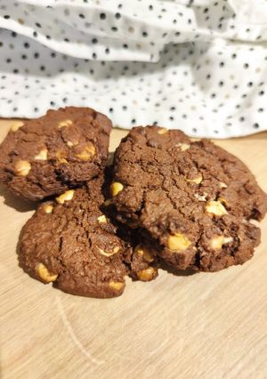 Une photo de Cookies chocolat & chunks choco blanc #dessert #gouter #fevrier