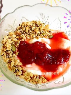 A picture of Strawberry Jam.