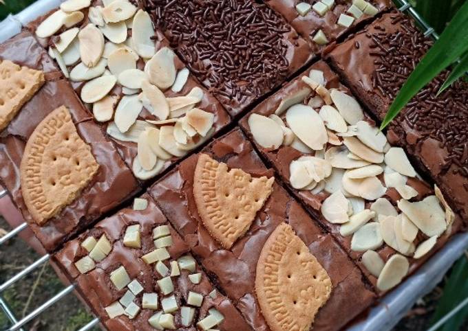 Fudgy n Shiny Brownies