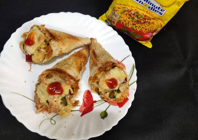 Bread Cone Maggi Cheese Pizza