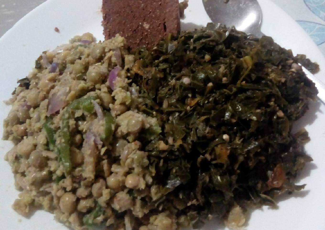 Mole A La Grace Greens With Simple Stir-Fried Green Pigeon Peas