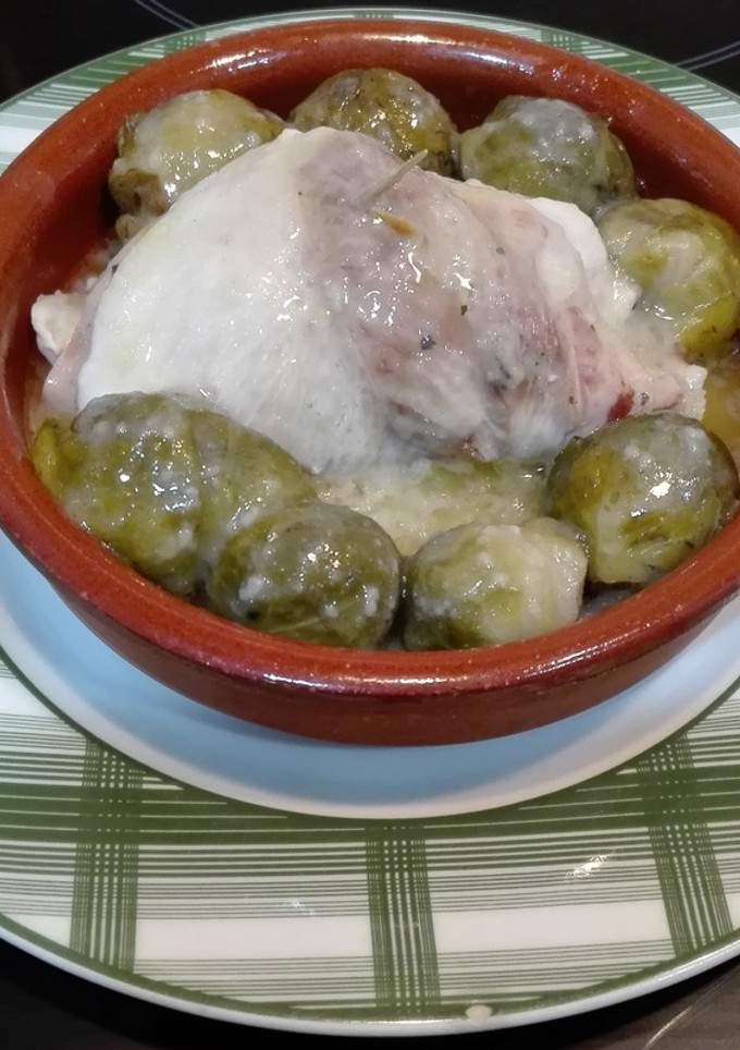 Una foto de Lasaña de pollo y pavo con verduras