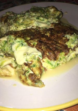 Una foto de Omelette de zapallito verde