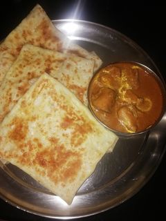 வீச்சு முட்டை பரோட்டா(egg veecchu parotta recipe in tamil) செய்முறை முக்கிய புகைப்படம்