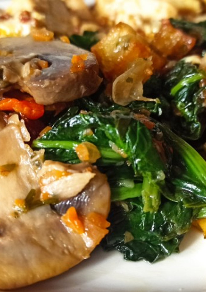 Una foto de Espinacas con verduras