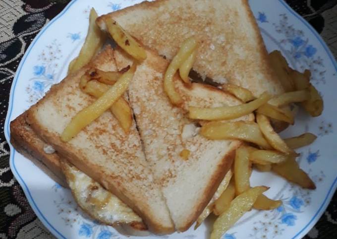 Bbq club sandwich Recipe by Bushra's Kitchen - Cookpad