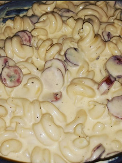 A picture of Creamy Five Cheese Mac and Sausage.