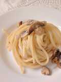 Spaghetto quadrato con crema di pecorino e funghi