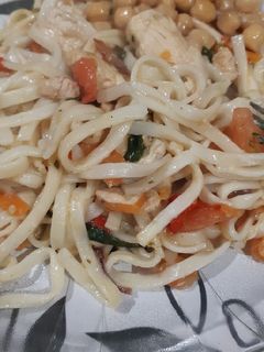 Una foto de Wok de fideos