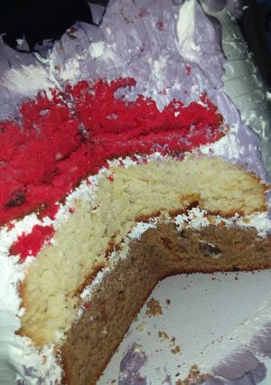 A picture of Red velvet, chocolate and normal birthday cake.