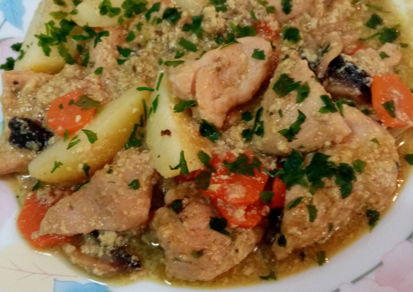 Pechuga de pollo con curry y champiñones