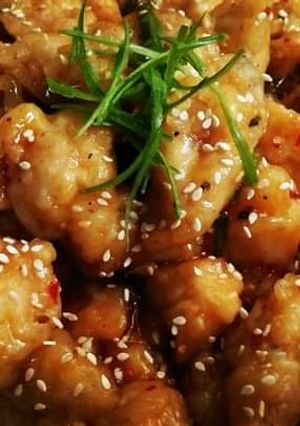 A picture of Orange Chicken🍊🍗🍛.