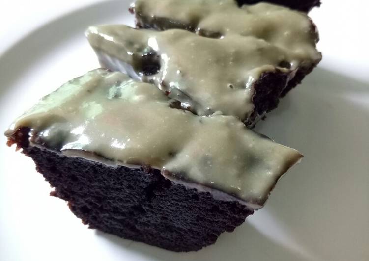 Brownies oreo topping greentea