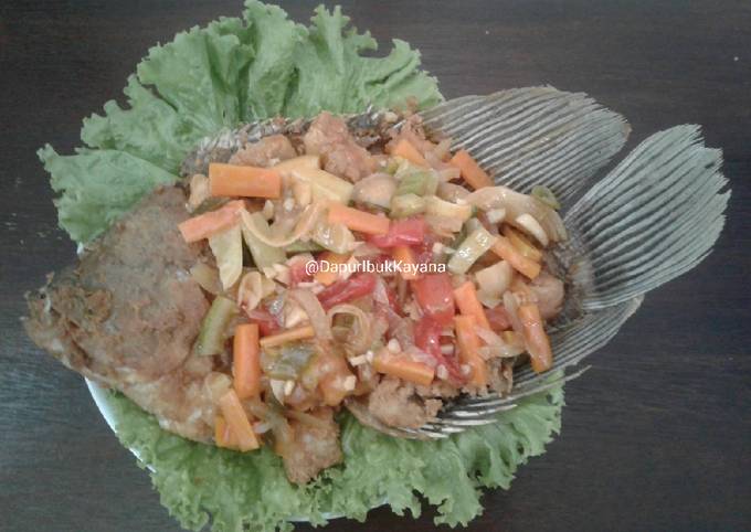 Anti Ribet, Membuat 200. Gurami Krispi Saus Asam Manis Bahan Sederhana