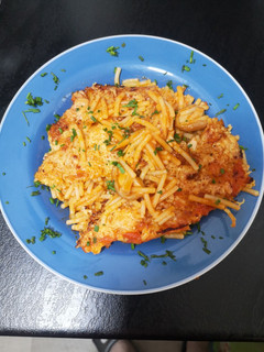 Una foto de Fideos con setas shitaki y pollo