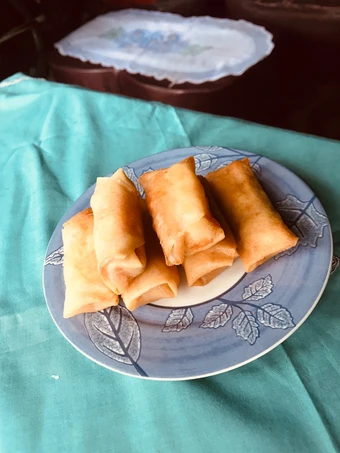 Cara Simple Menyiapkan Resep  Lumpia sosis murmer yang Bikin Ngiler, Lezat Sekali