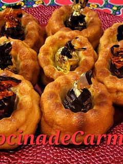 Una foto de Mini kougelhopf con turrón de almendras