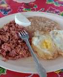 Machaca de marlin bien acompañada
