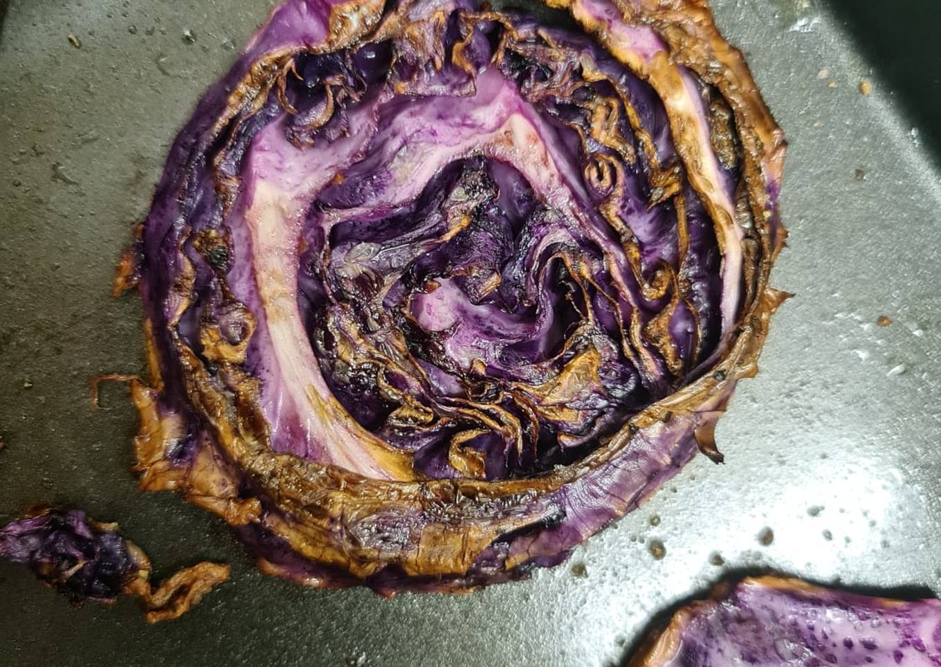 Roasted red cabbage