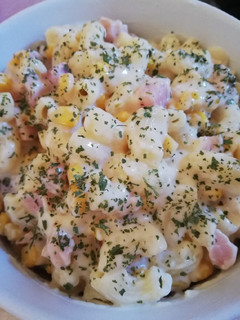 "Baconos"-kukoricás tészta sajtmártásban recept fotója
