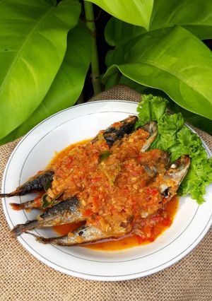 Foto resep Ikan Pindang Bumbu Acar ala Dapurnya Ken