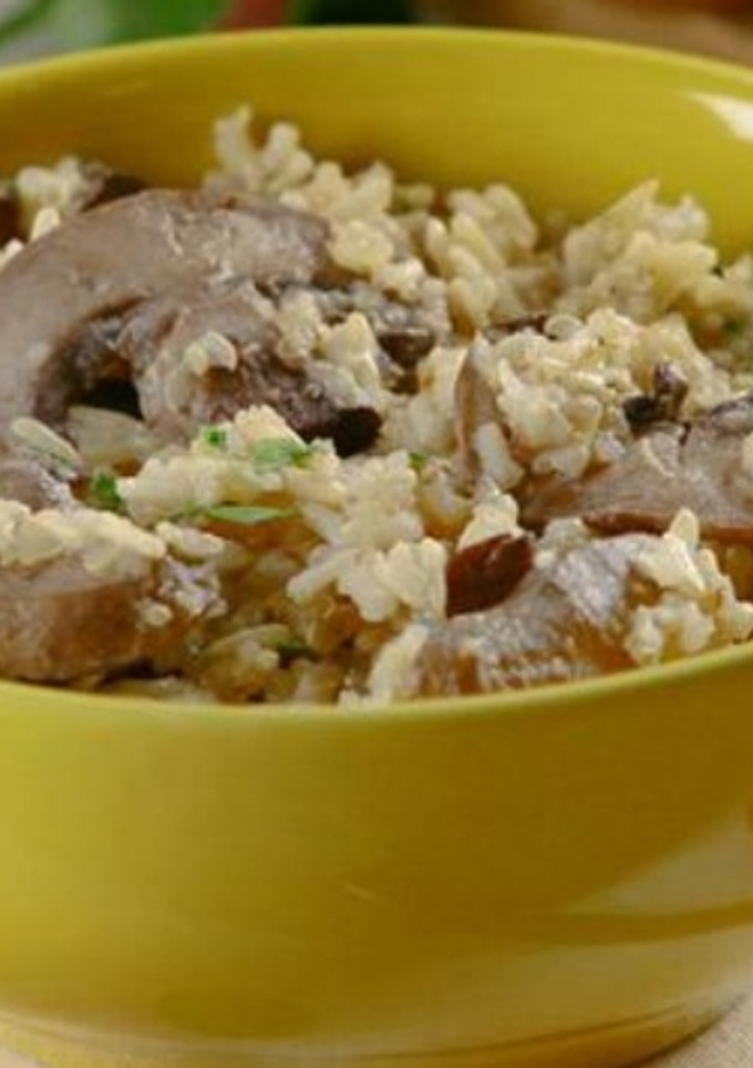 Una foto de Arroz integral y quinoa con champiñón o setas