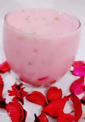 A picture of 🌷🌹🌷Rose milk🌷🌹🌷  #KokabandCookpad #RamadanKiTiyari  #CookpadApp.