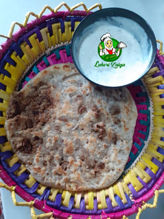 A picture of Khasta Karara Qeema Paratha.