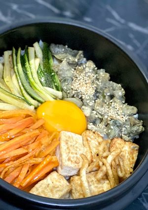 Hình của món Cơm trộn Hàn quốc.