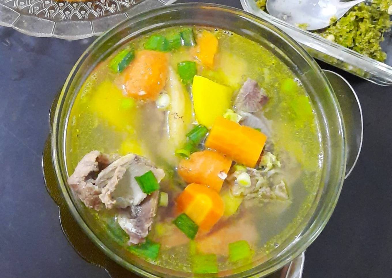 Sop Tulang Babi (Non Halal)