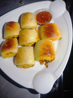 Scrambled egg rolls ainihin hoton girkin
