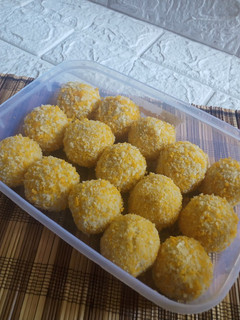 Foto resep Frozen Bola-bola Kentang Isi Sosis & Keju