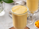 Restaurant Style Mango Lassi (two ingredient)