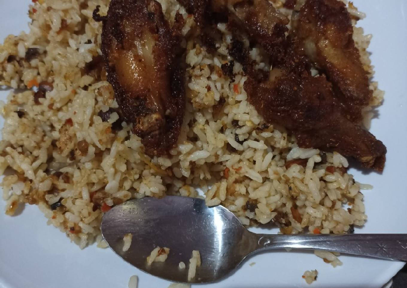 Nasi goreng tutup oncom