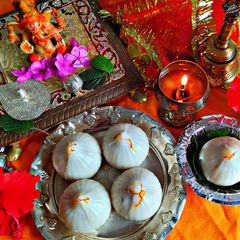 A picture of Coconut Ukadiche Modak.