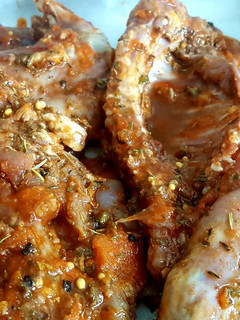 Una foto de Adobo para conejo