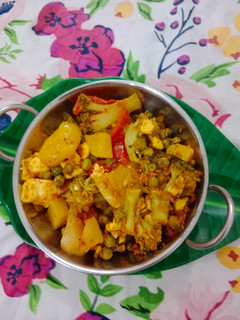 मिक्स वेज (Mix veg recipe in hindi) रेसिपी मुख्य फोटो