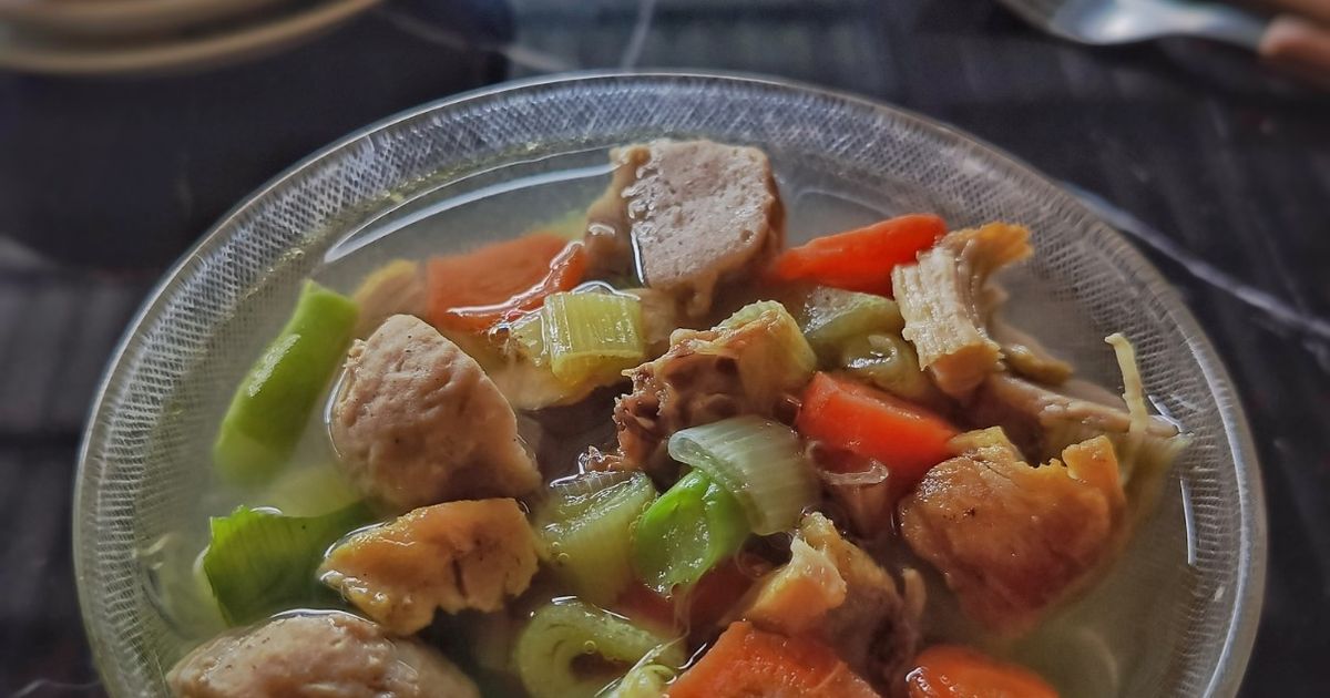 Sop Ayam Bakso Simple